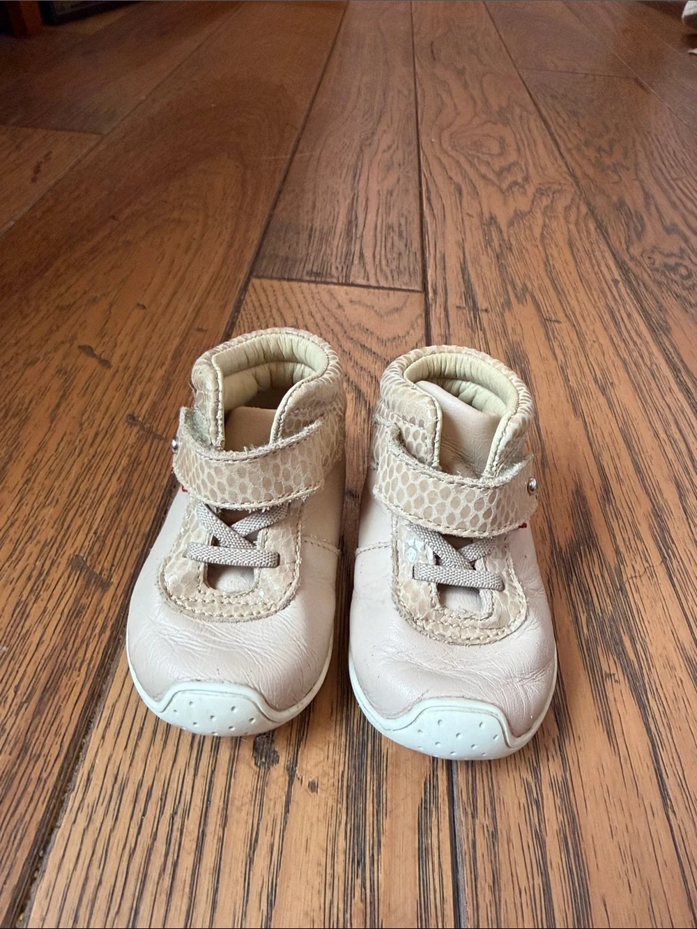 Marc Jacobs Beige/Tan High-Top Kids Sneakers with Hook-and-Loop Strap